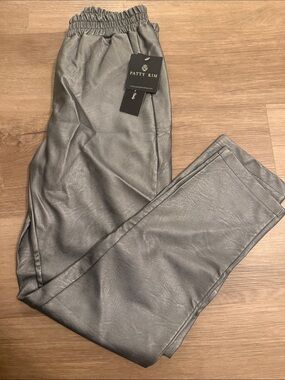 Men's Pants - Subcategory Classification
